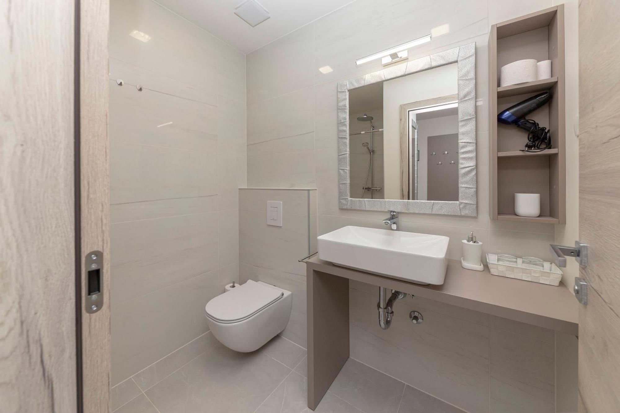 Rooms S Center Slovenske Konjice Kültér fotó