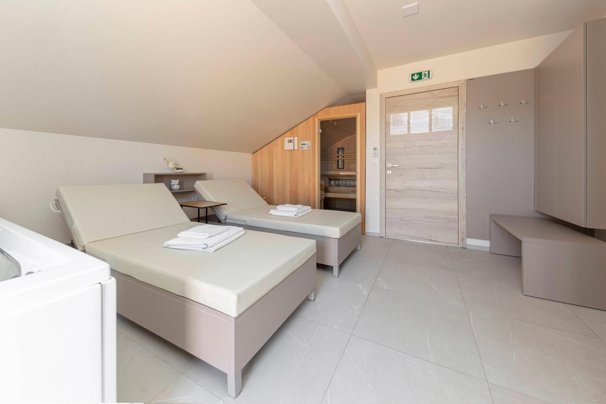 Rooms S Center Slovenske Konjice Kültér fotó