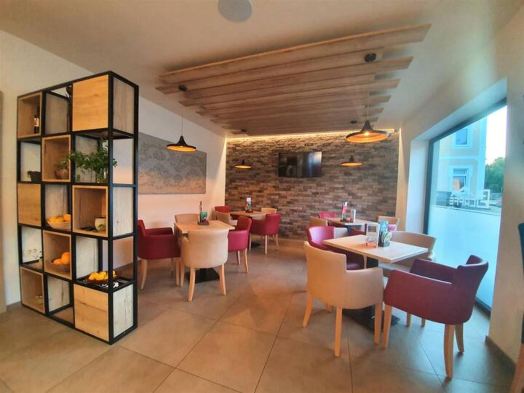 Rooms S Center Slovenske Konjice Kültér fotó